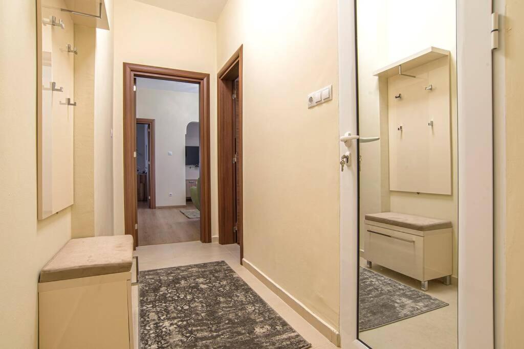 Elegant & Stylish 2 Bedroom Top Central Apartment Sofia Zewnętrze zdjęcie